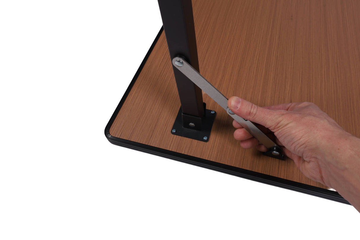 Leichter Tisch Trets 60 x 80 cm